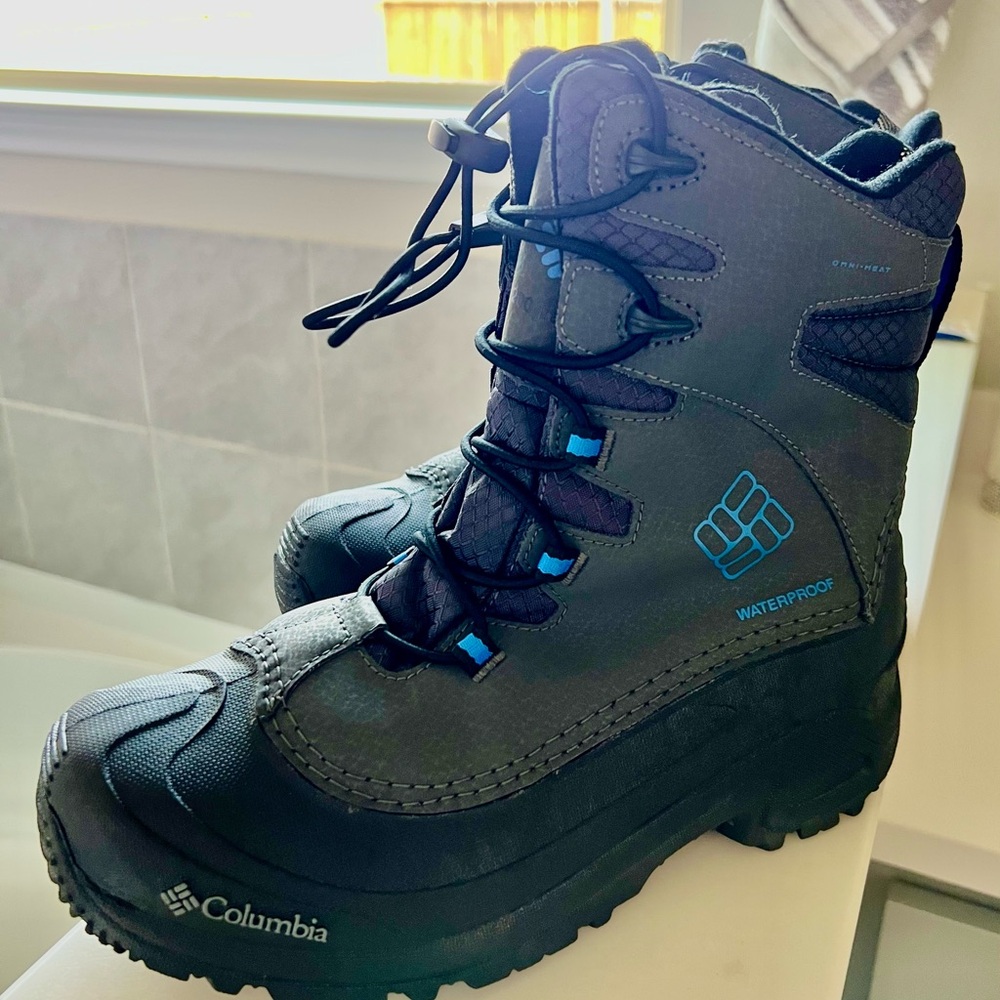 Columbia Kids Gray and Blue Waterproof Boots
